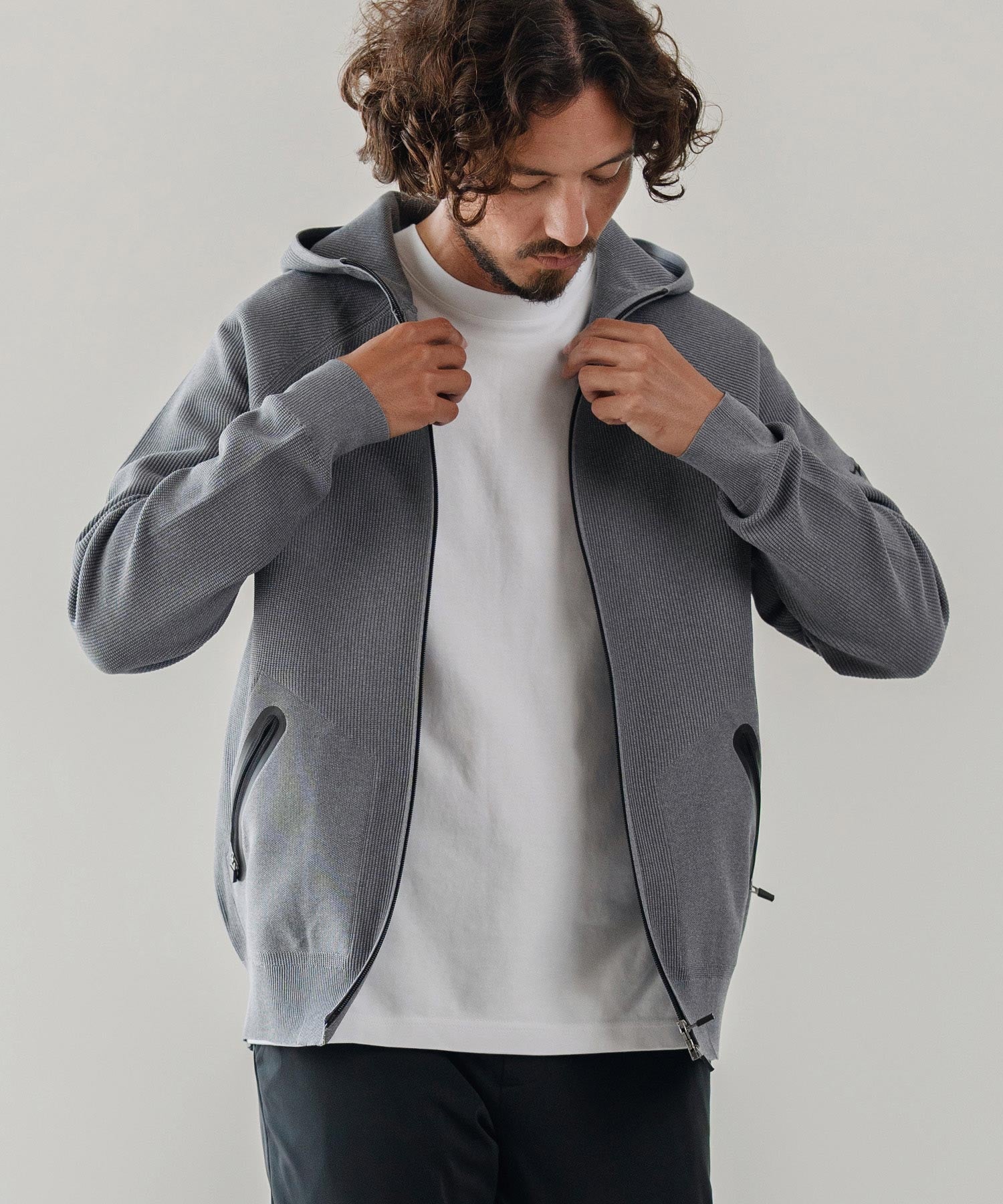 ニットパーカー(止水ZIPポケット付き)