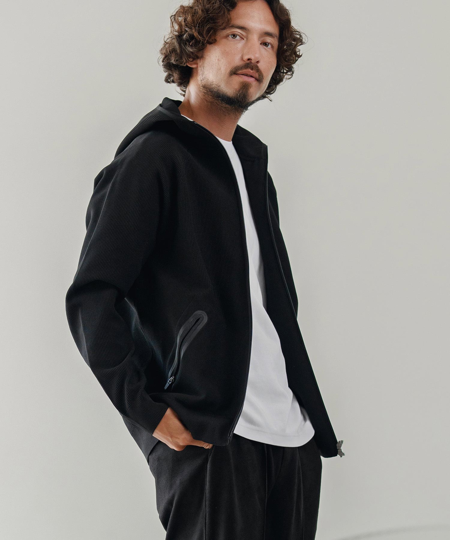 ニットパーカー(止水ZIPポケット付き)