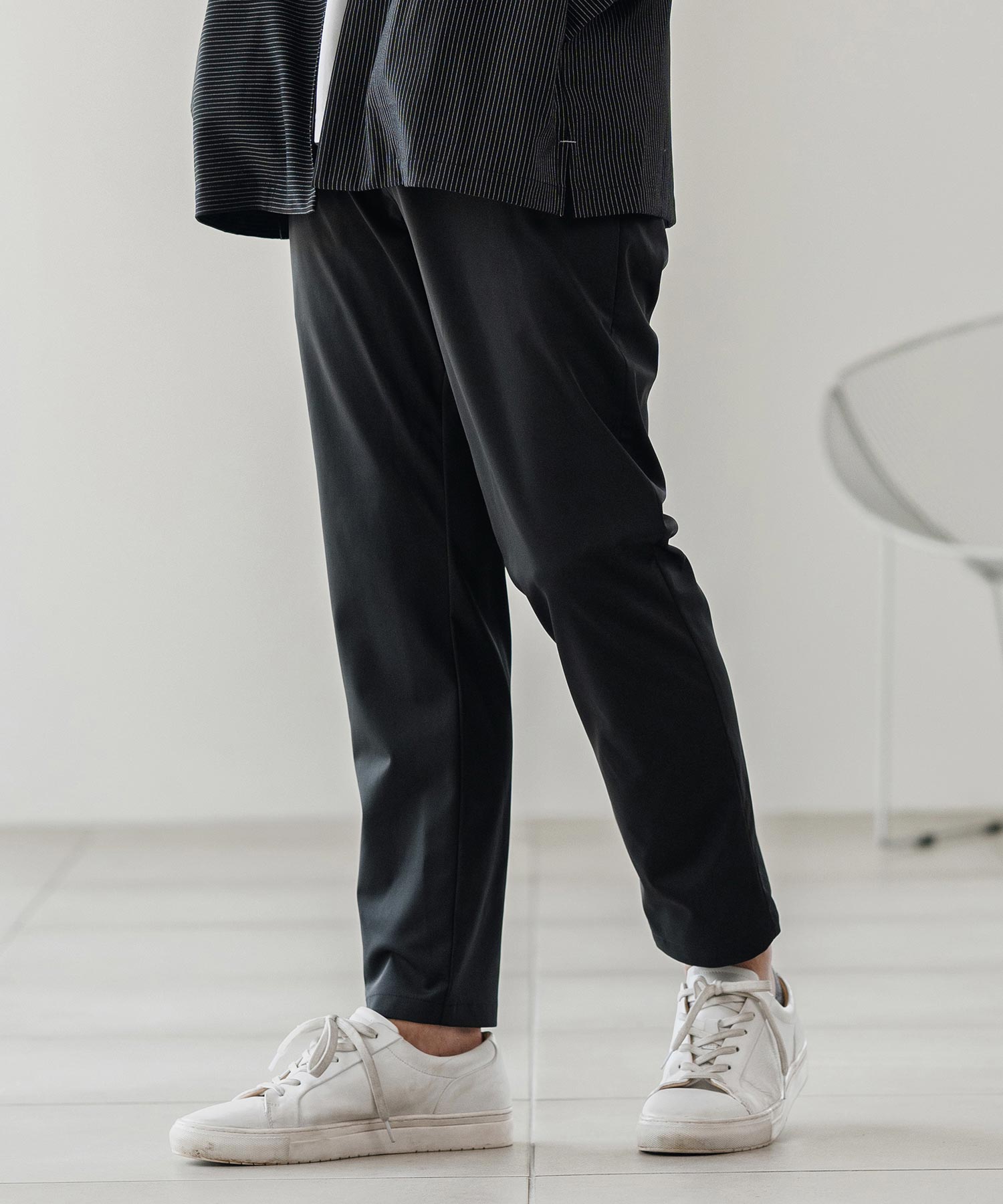 KAITEKI/テーパードパンツ