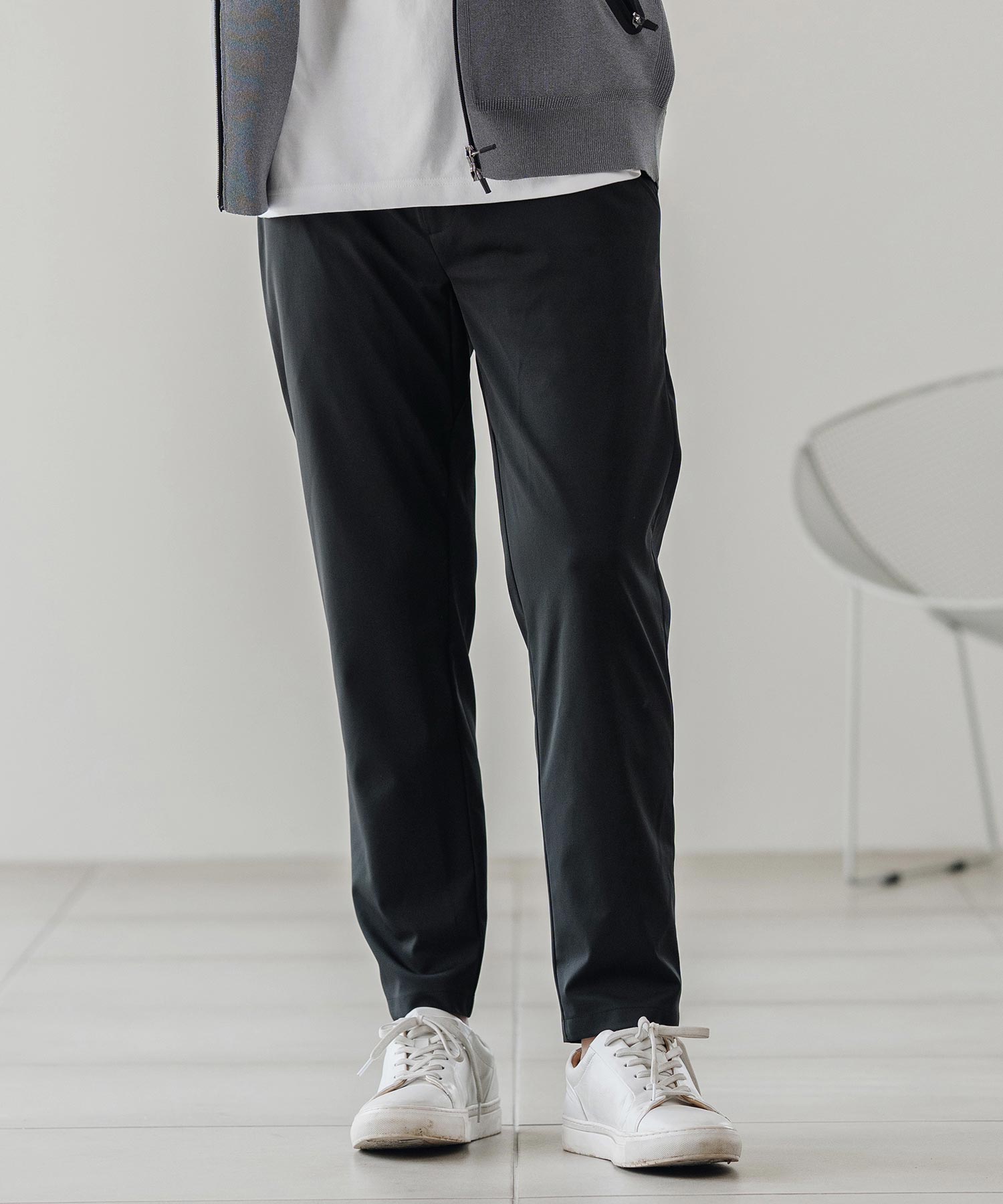 KAITEKI/テーパードパンツ