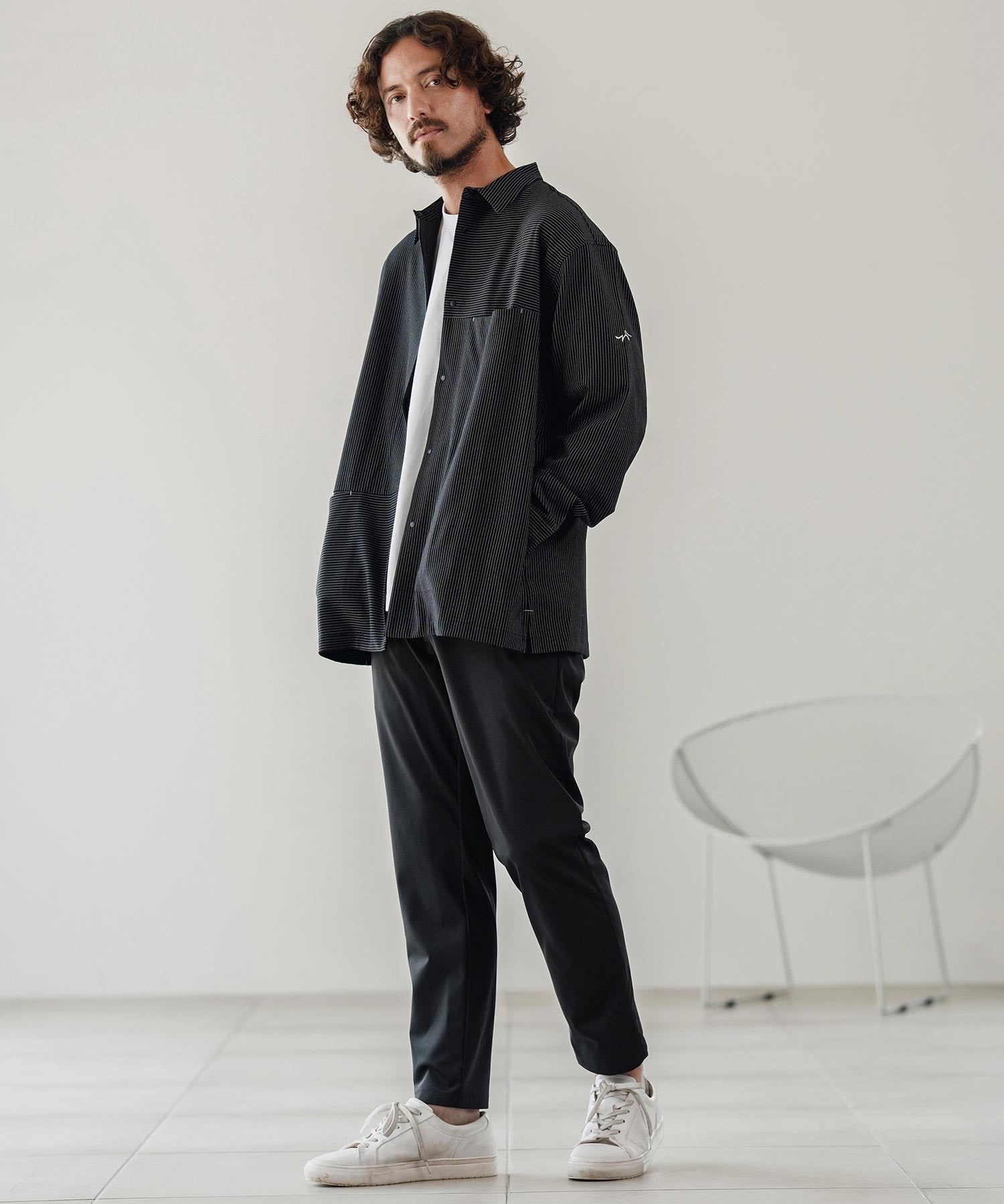 KAITEKI/テーパードパンツ