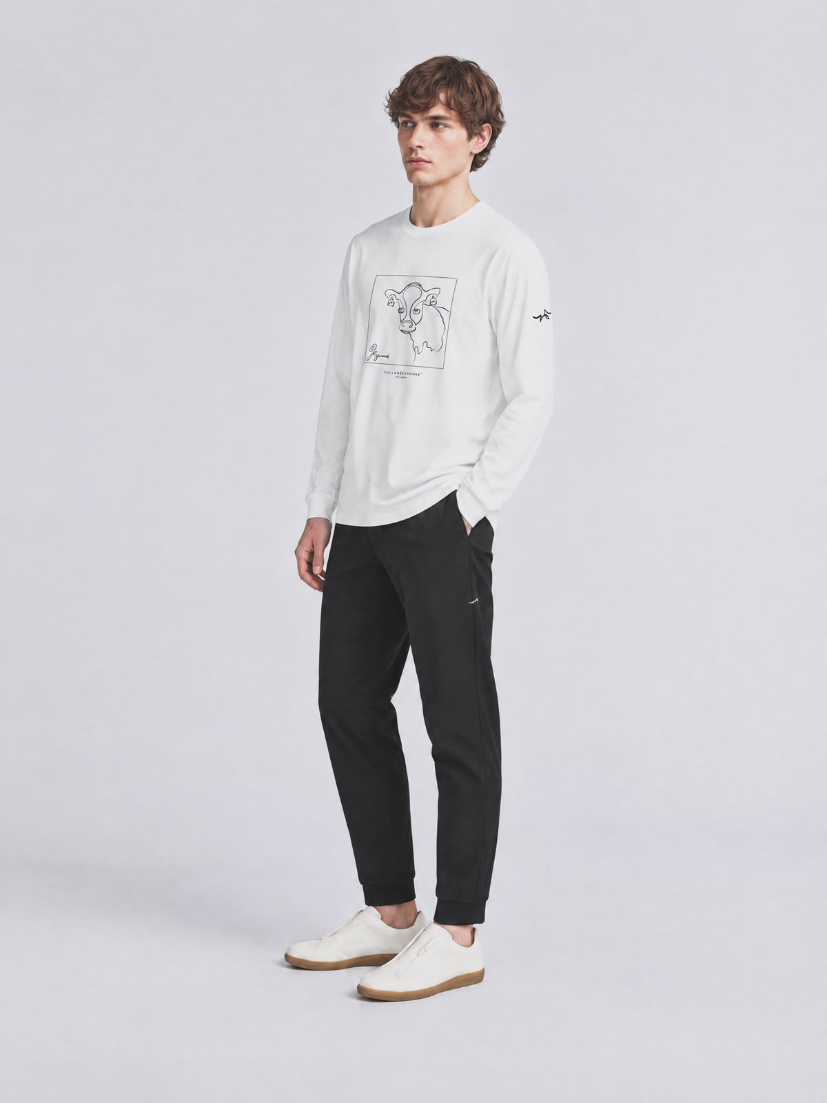 プリント長袖Tシャツ(アート/ウシ)