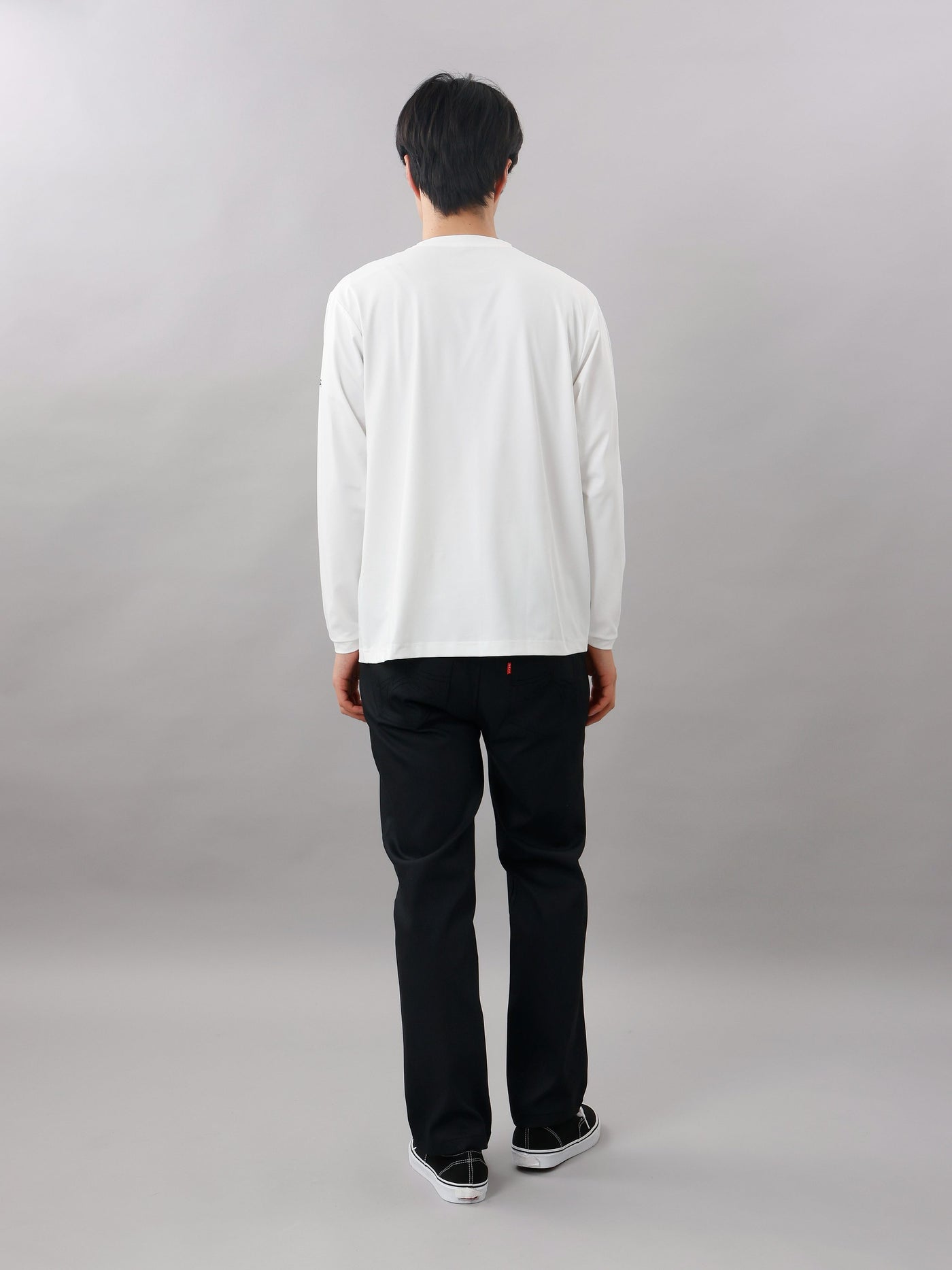 無地長袖Tシャツ