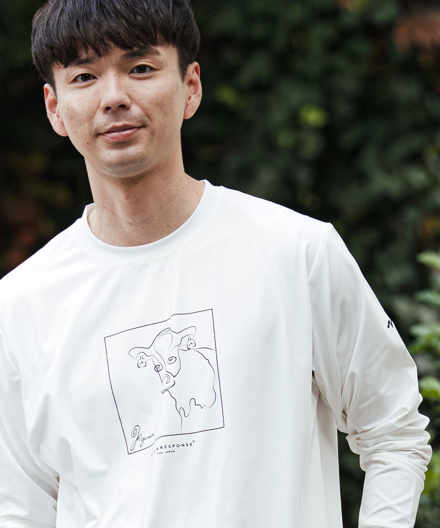 プリント長袖Tシャツ(アート/ウシ)
