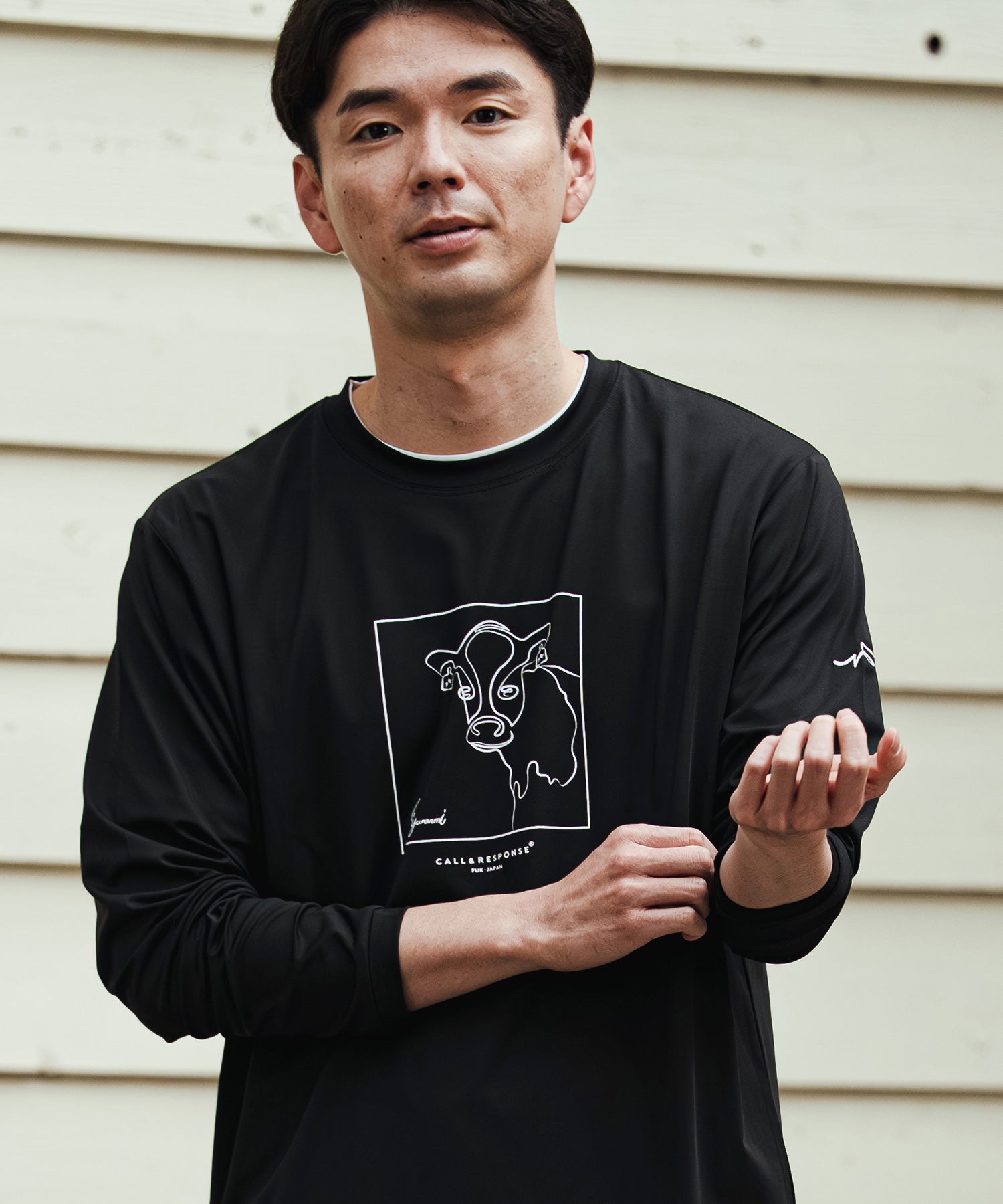 プリント長袖Tシャツ(アート/ウシ)