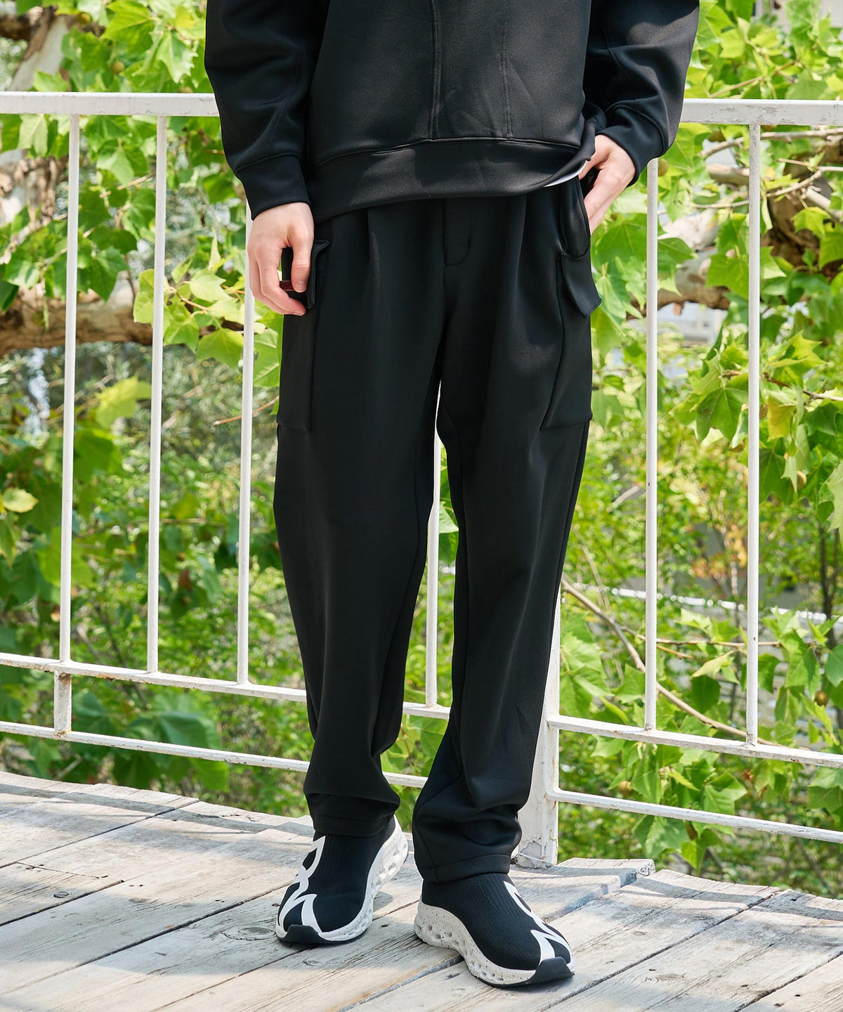 ダンボールニットカーゴパンツ