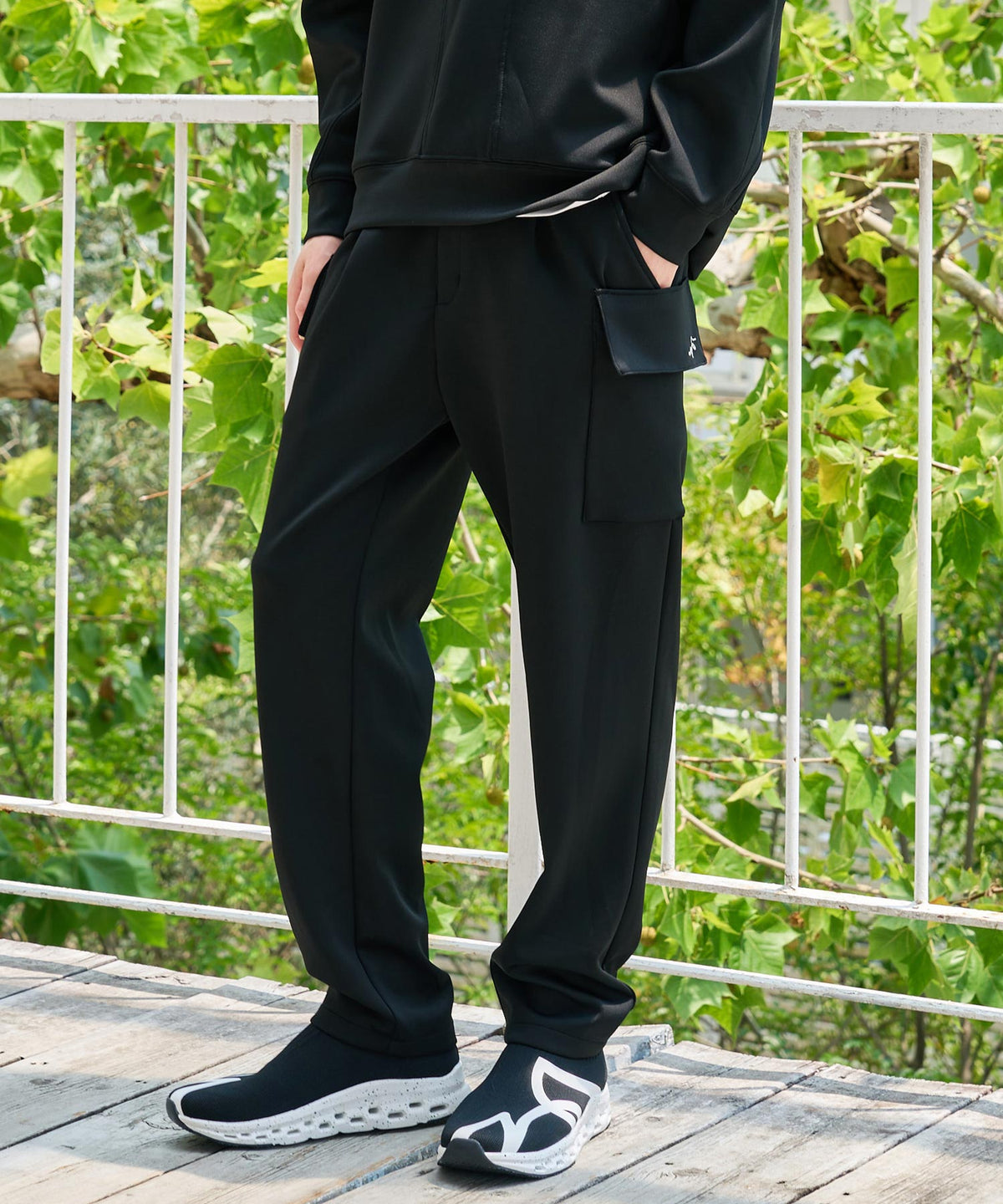 ダンボールニットカーゴパンツ