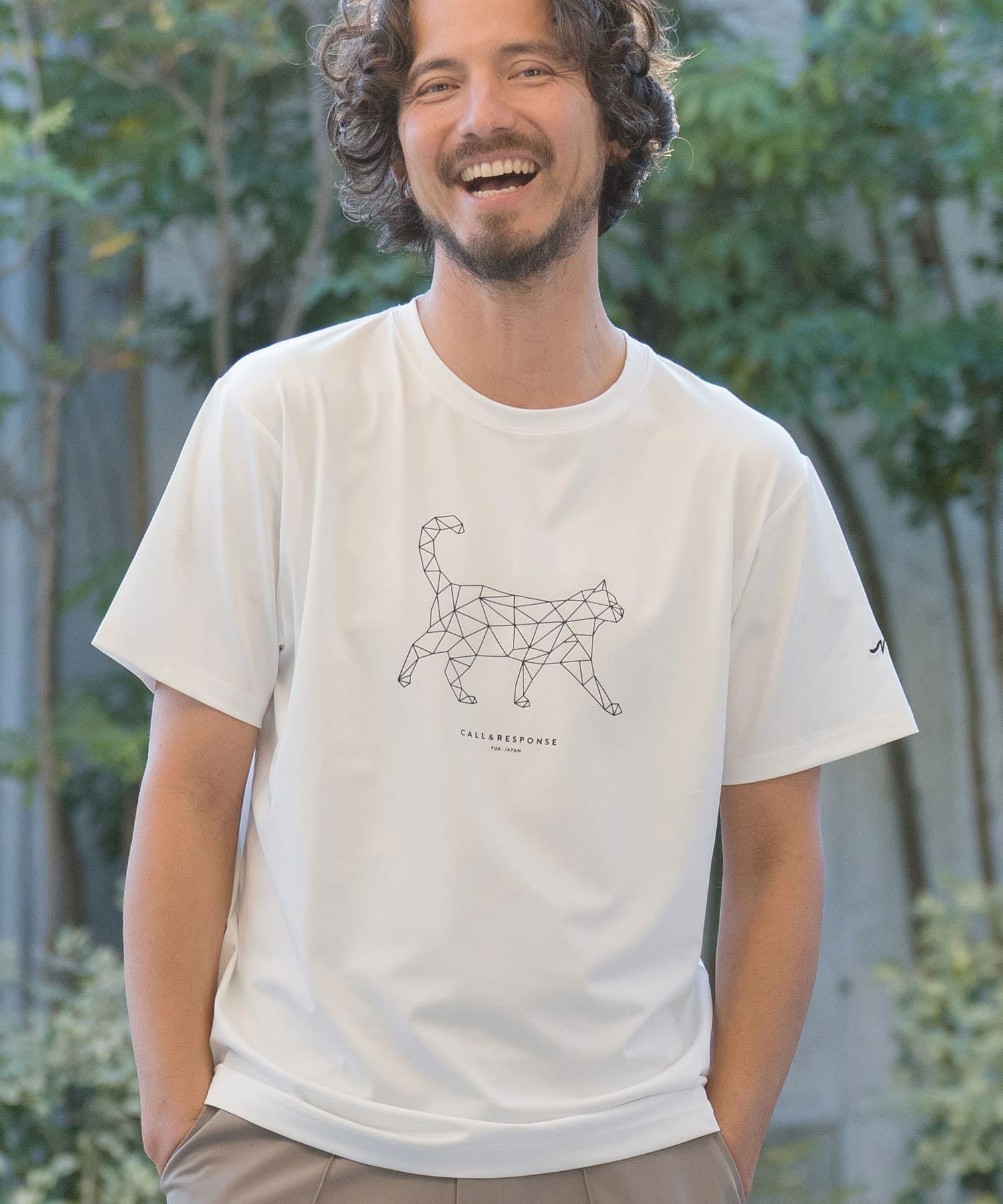 プリント半袖Tシャツ(ネコ)