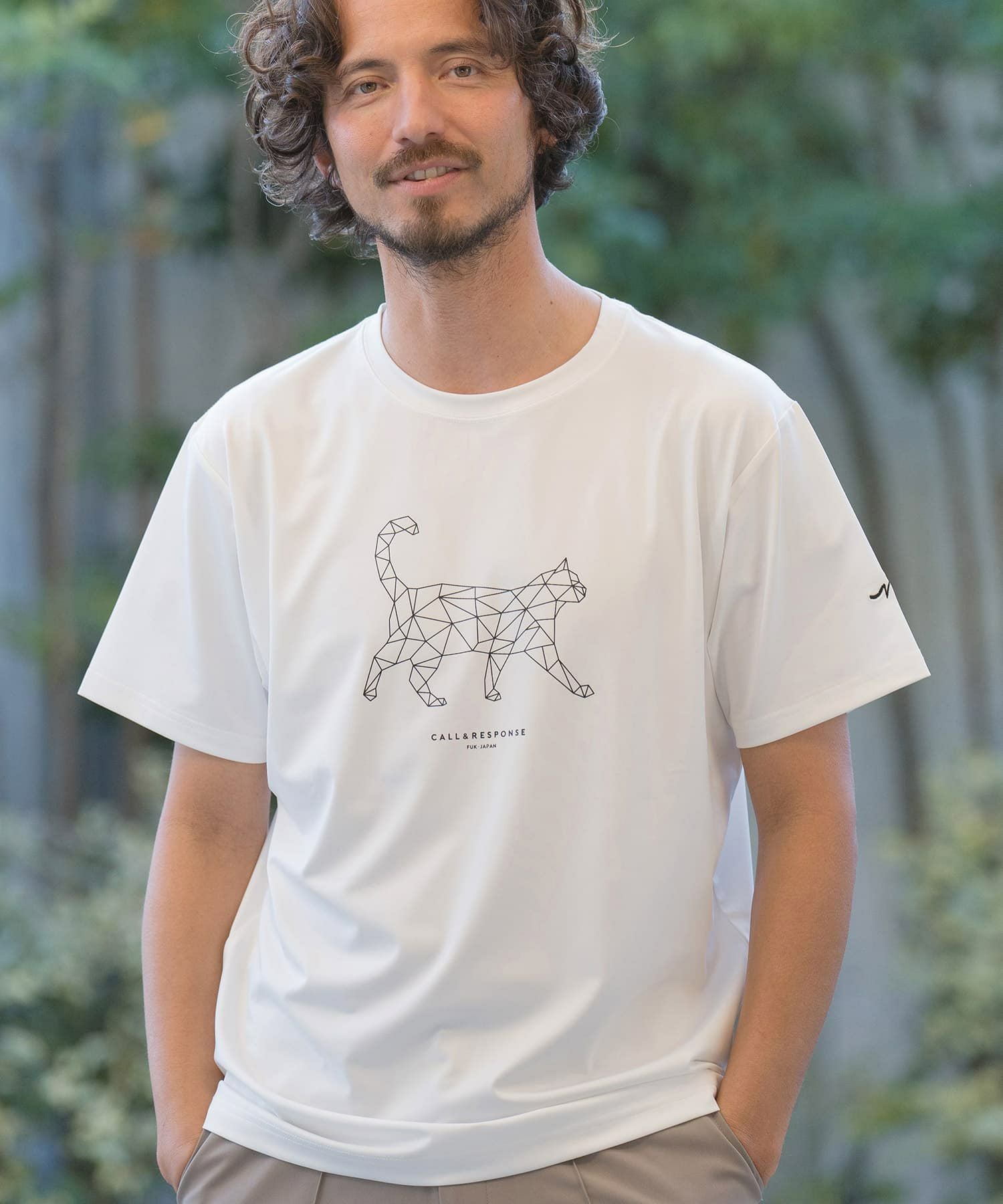 プリント半袖Tシャツ(ネコ)