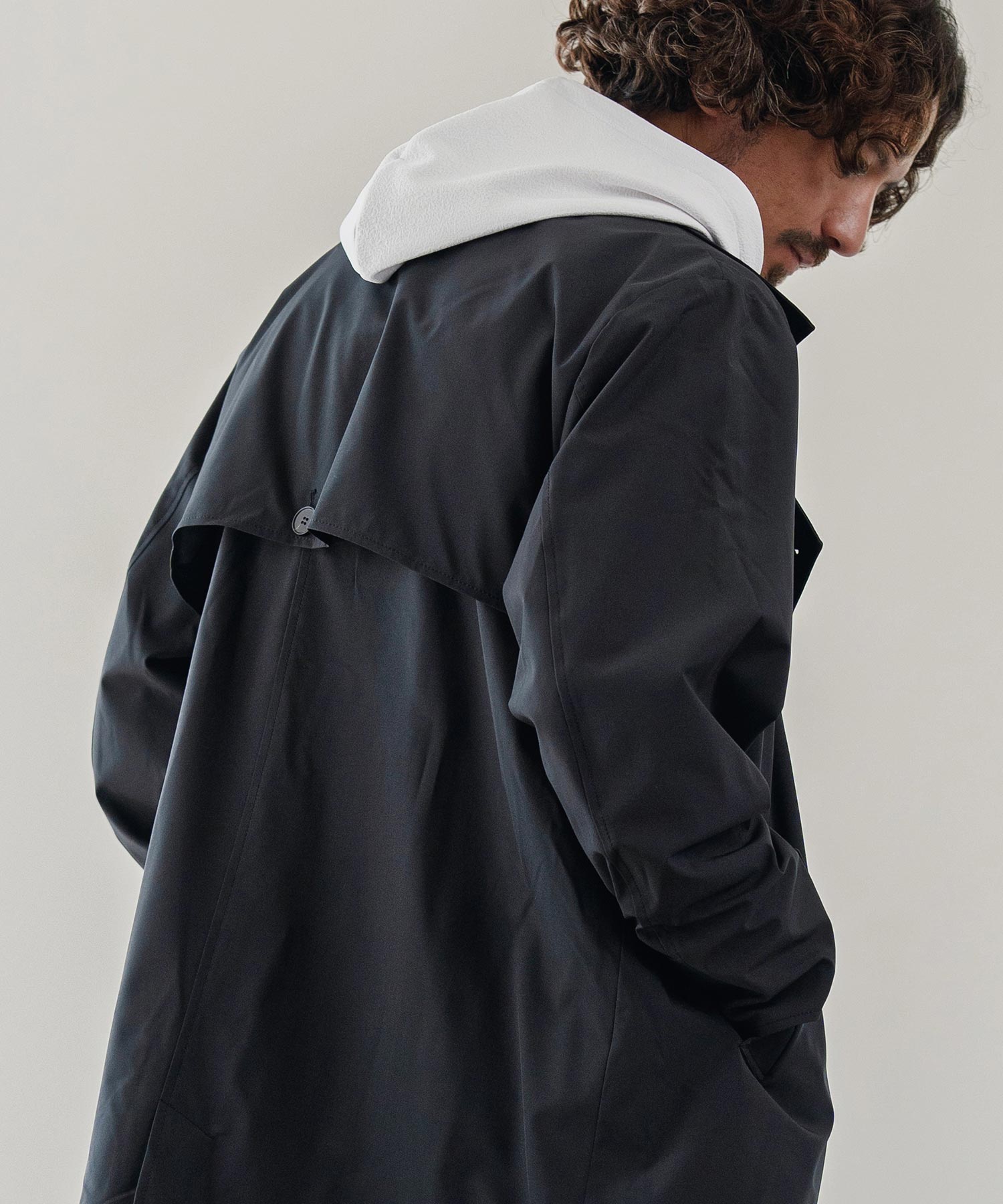 撥水トレンチコート