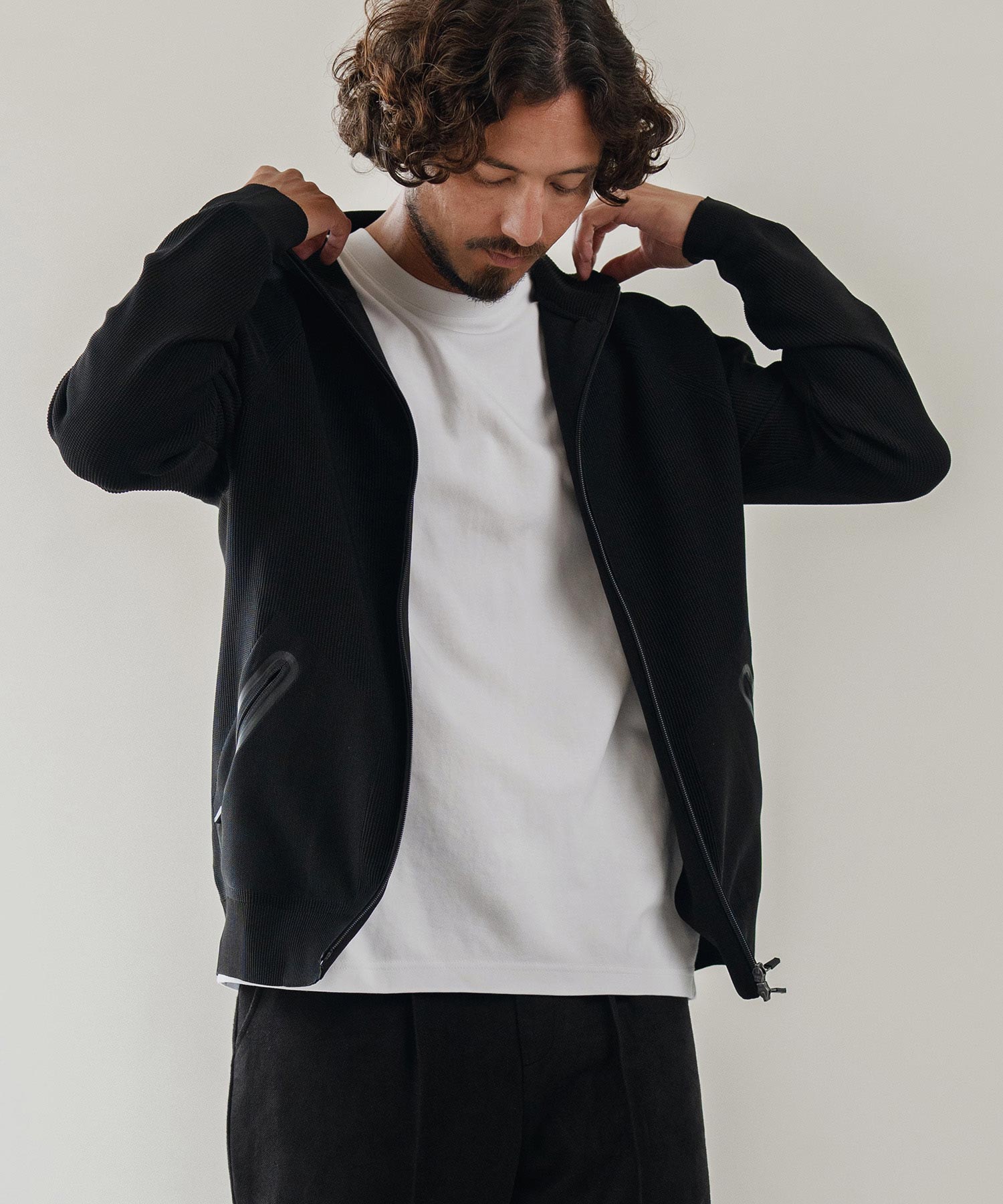 ニットパーカー(止水ZIPポケット付き)