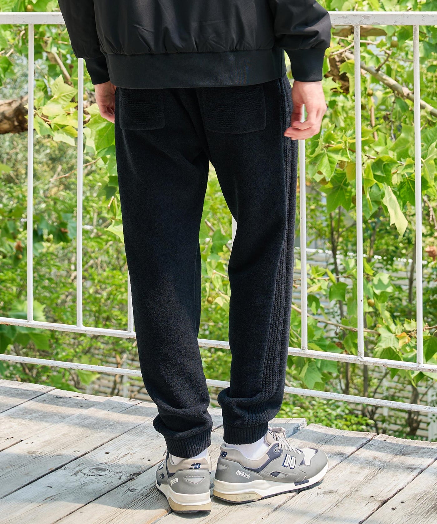 デザインロゴジャカードニットパンツ