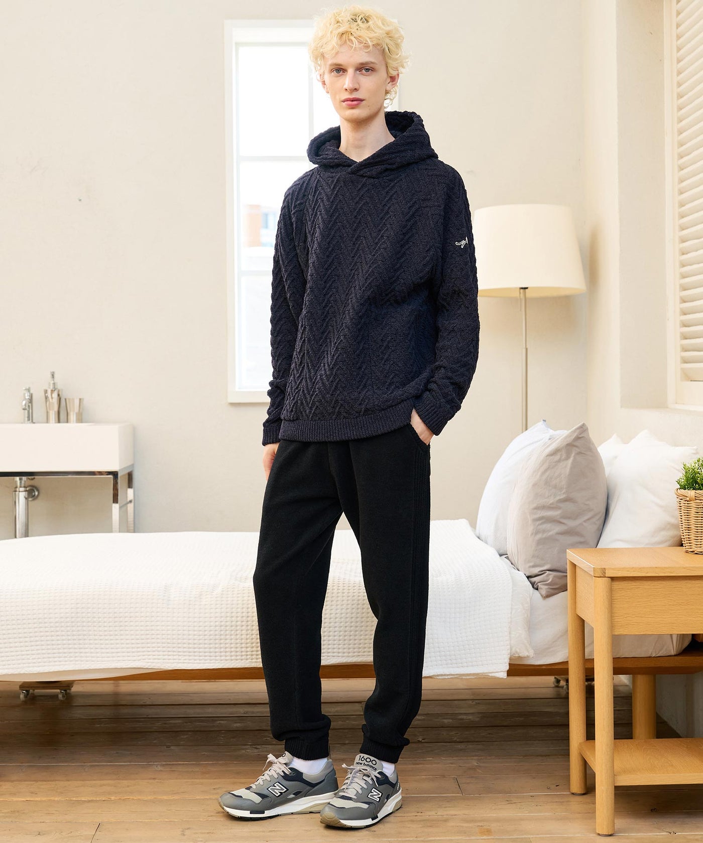 デザインロゴジャカードニットパンツ